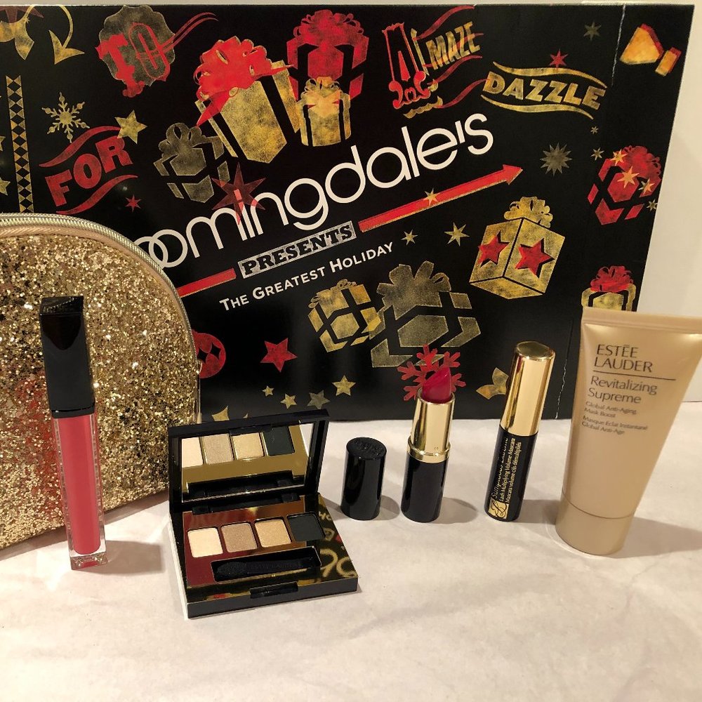 ESTEE LAUDER GOLD COSMETICS BAG NEW!!
